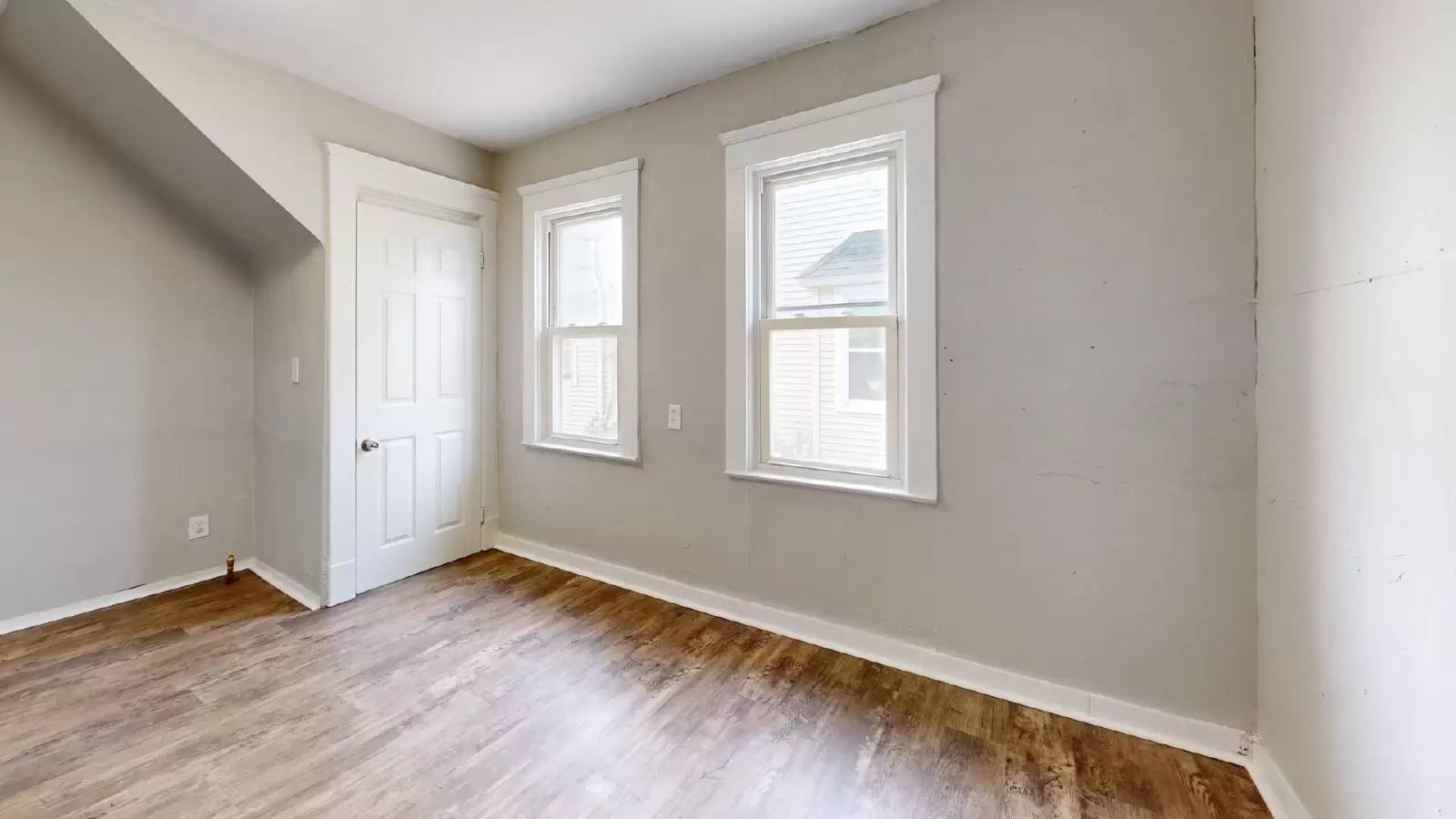 Property Image 104