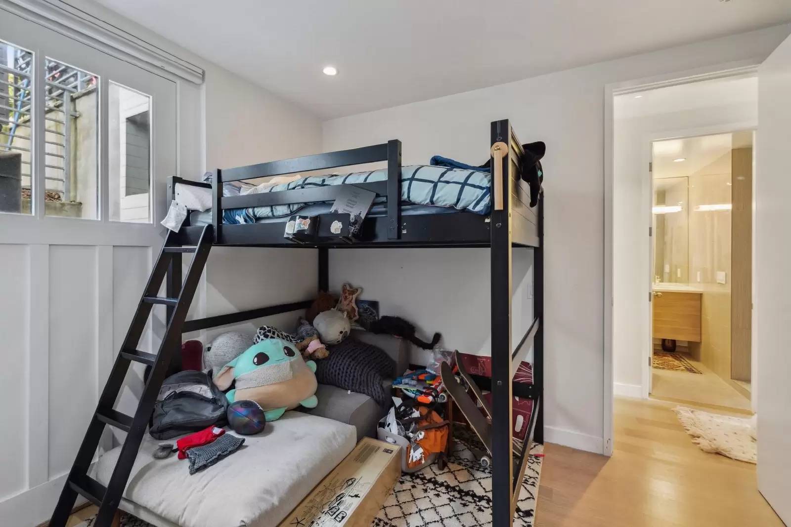 Property Image 44