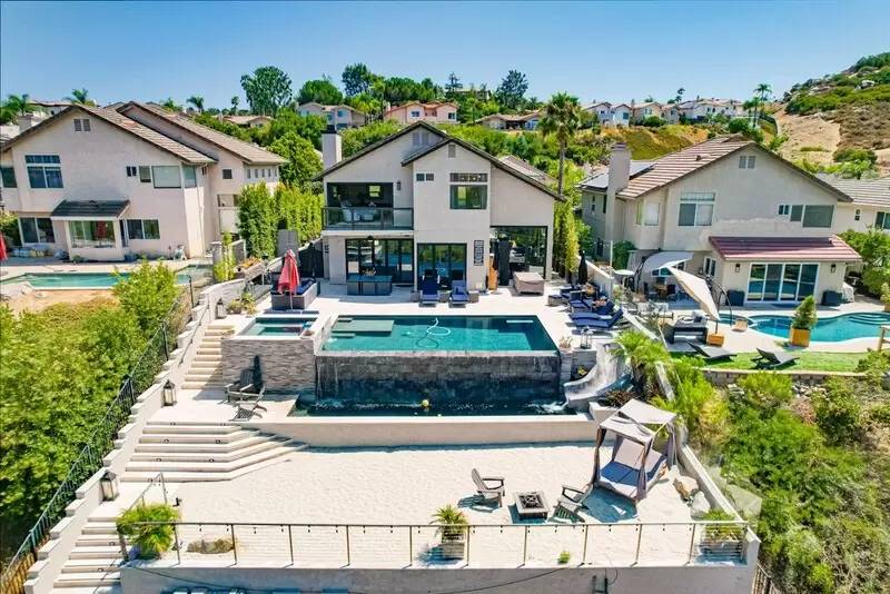 Property Image 77