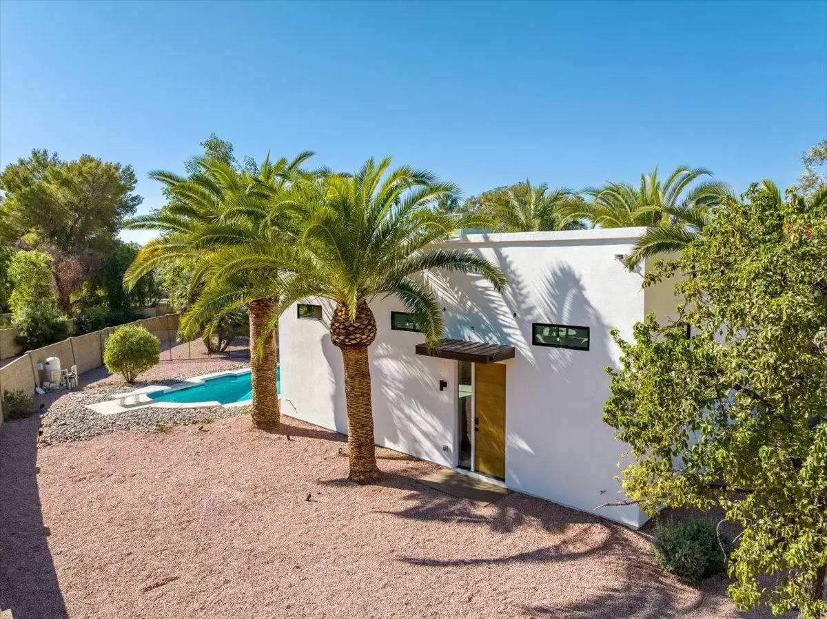 Property Image 43