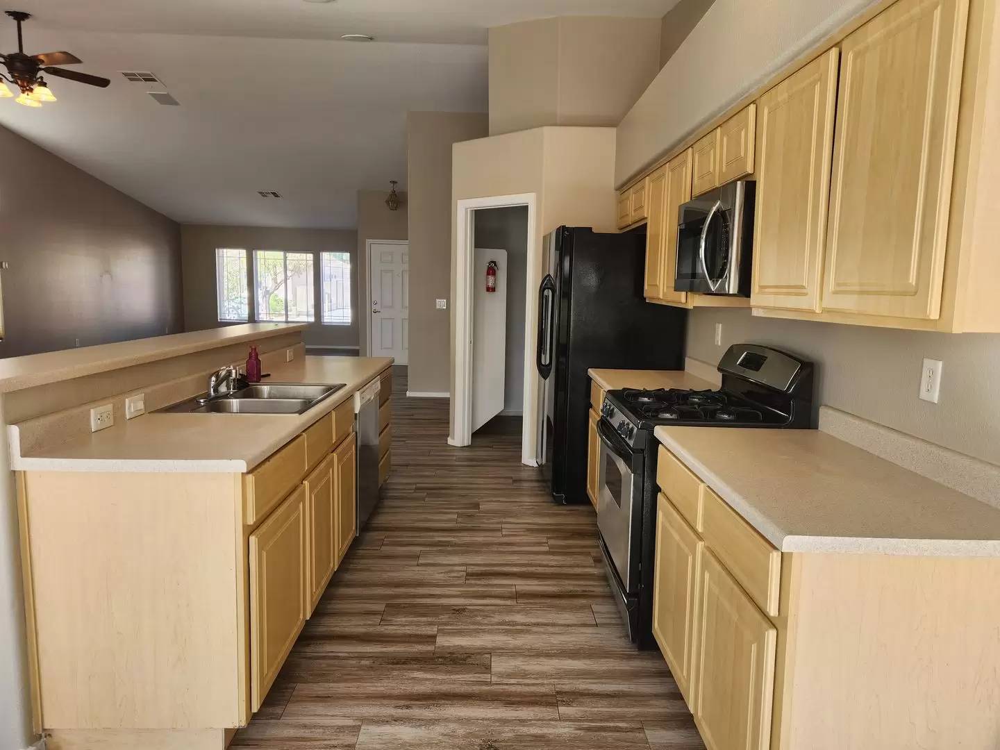 Property Image 6