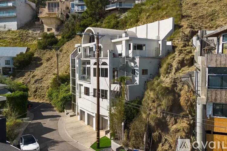Property Image 5
