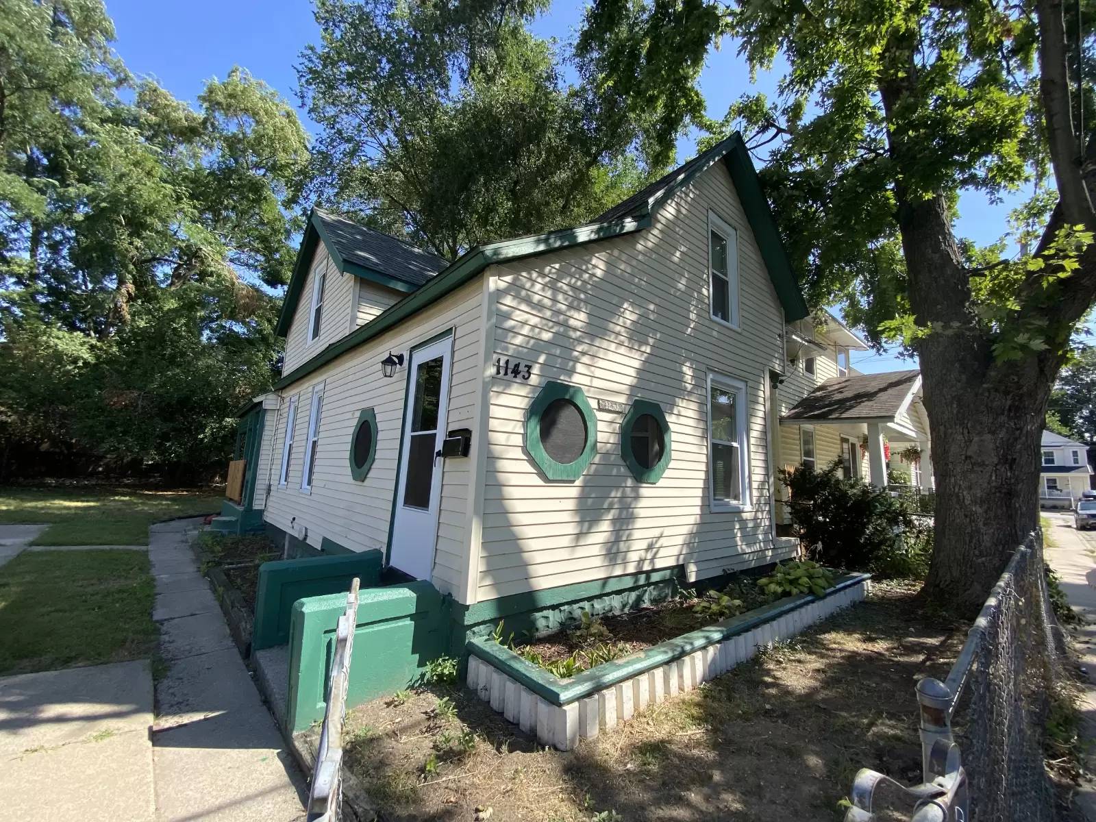 Property Image 1