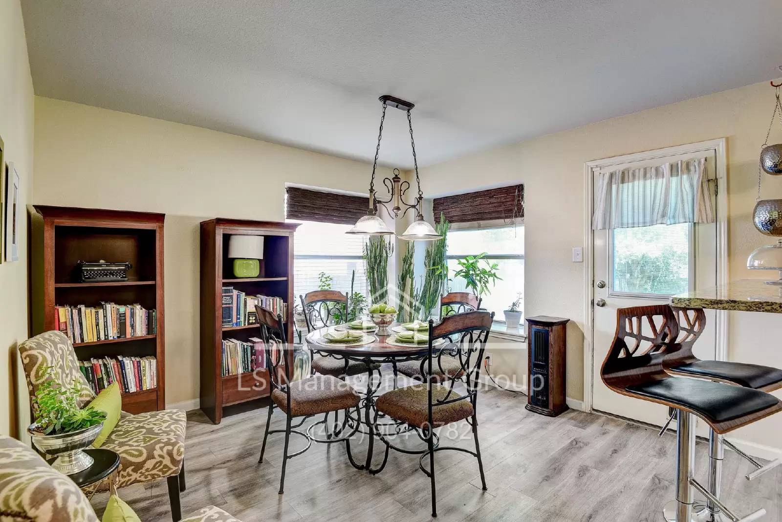 Property Image 19