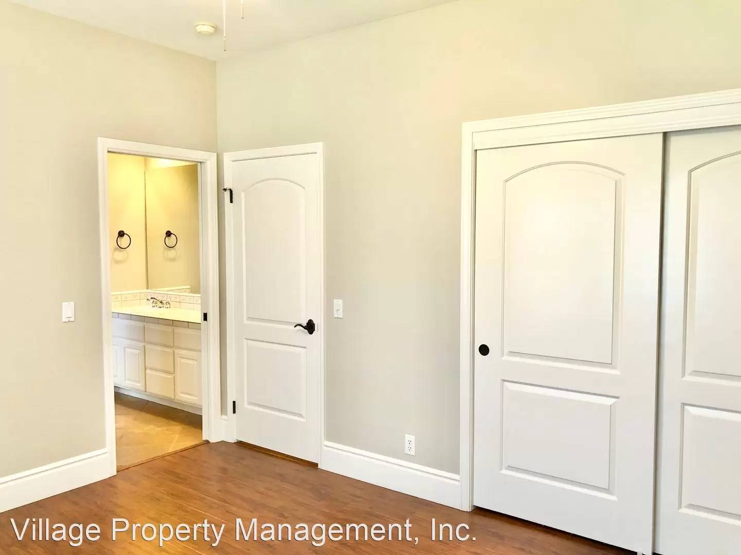 Property Image 100