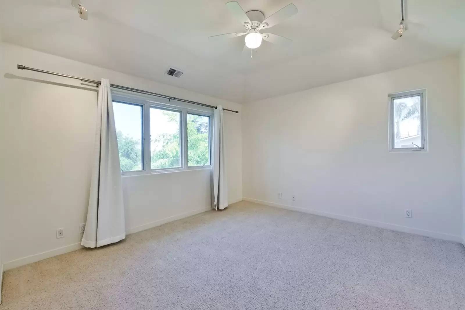 Property Image 105