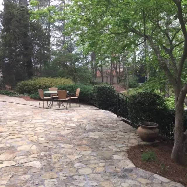 Property Image 100