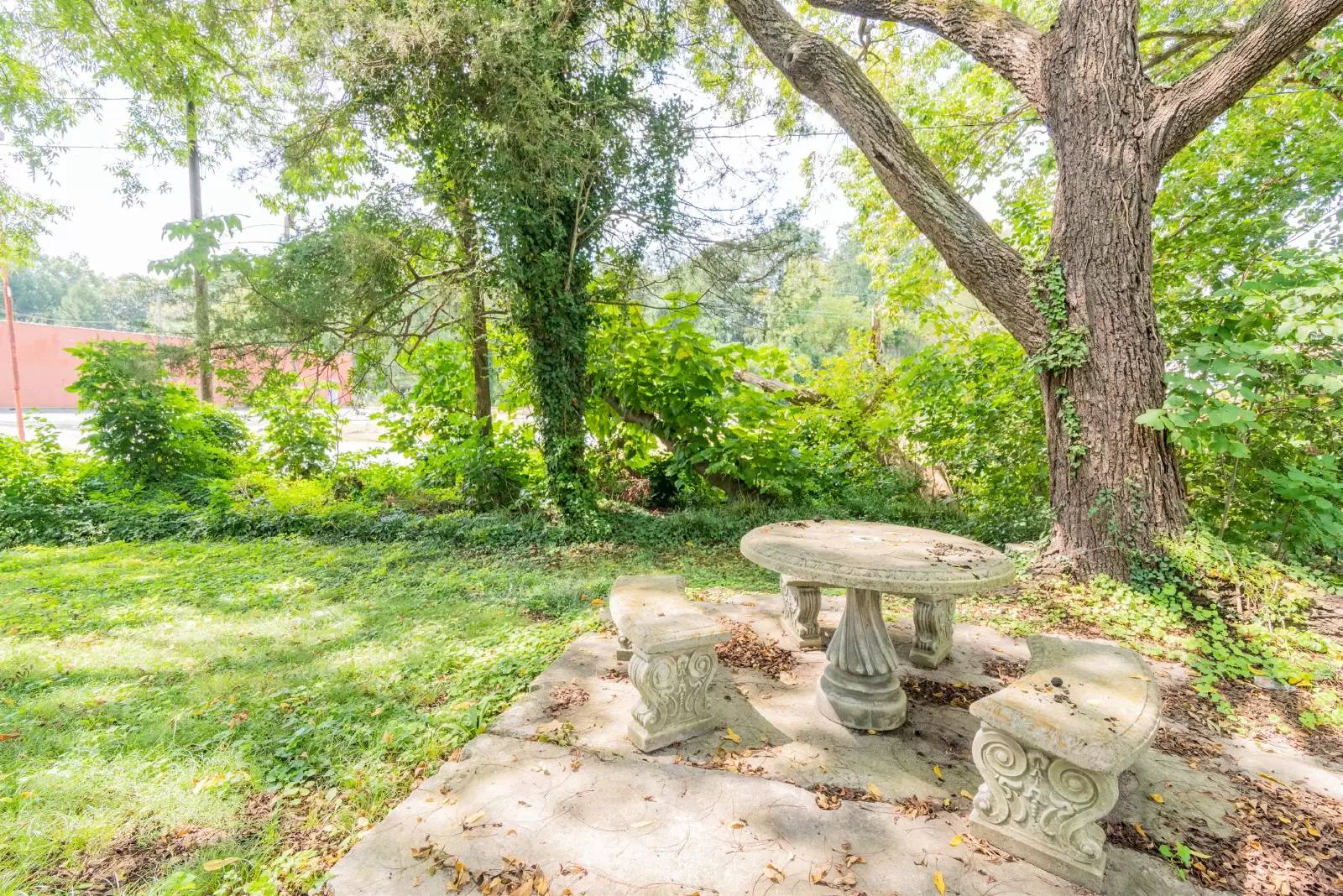 Property Image 28