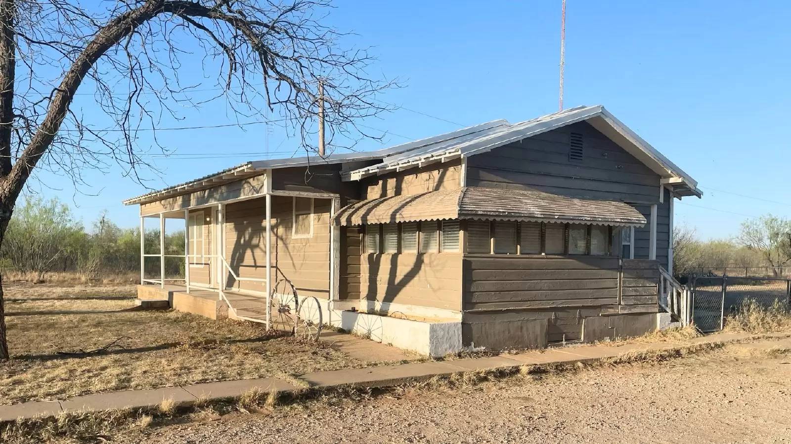 Property Image 1