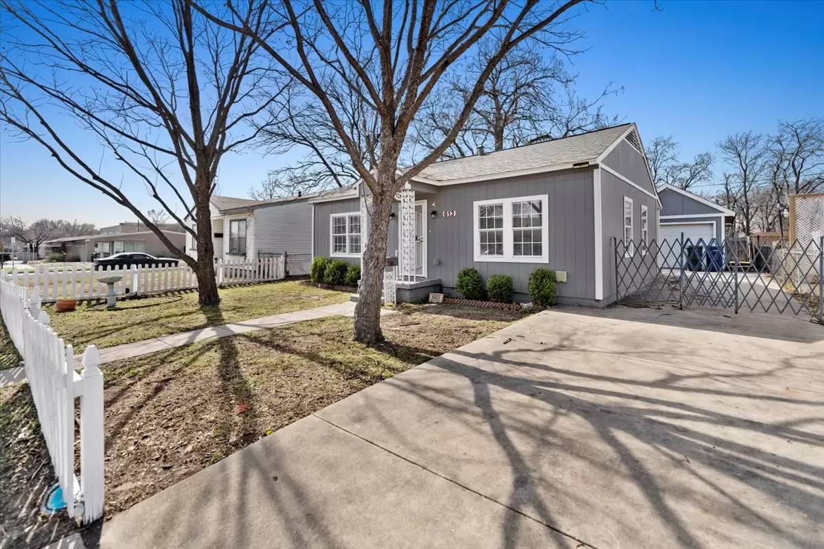 Property Image 4