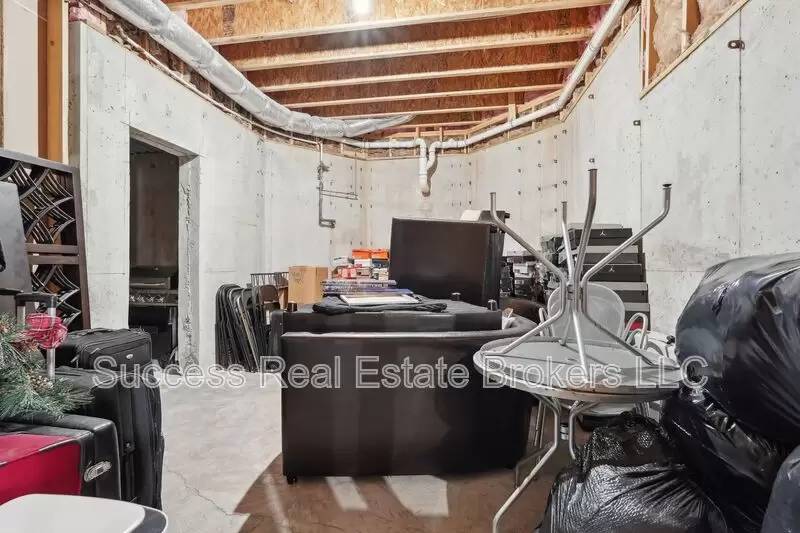 Property Image 79