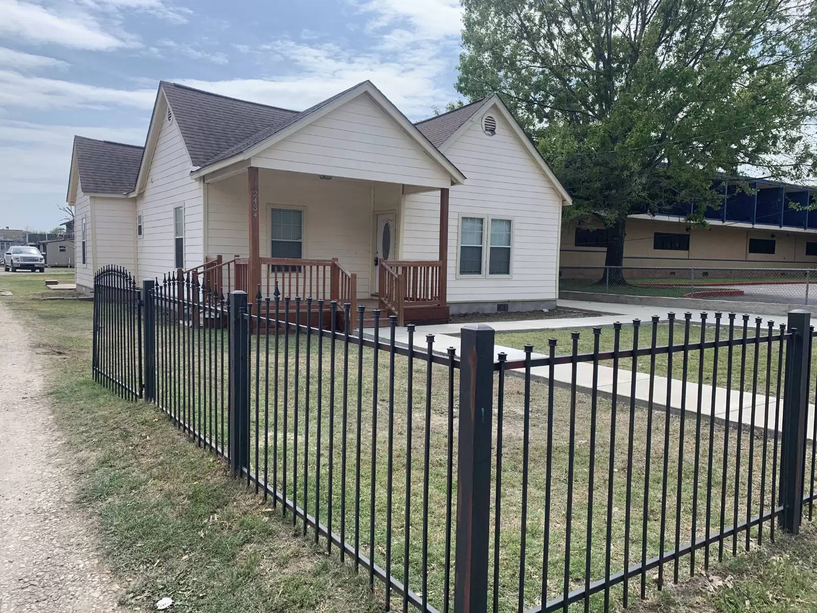 Property Image 1