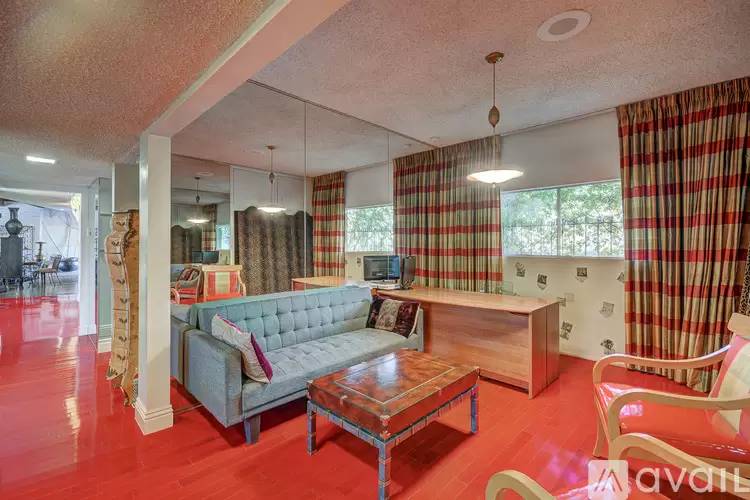 Property Image 63