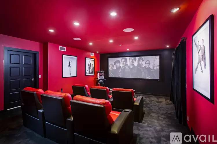 Property Image 100