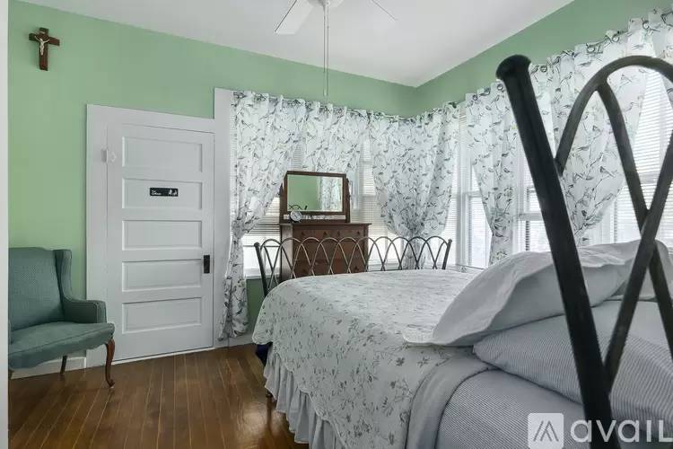 Property Image 11