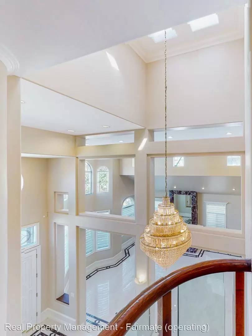 Property Image 104