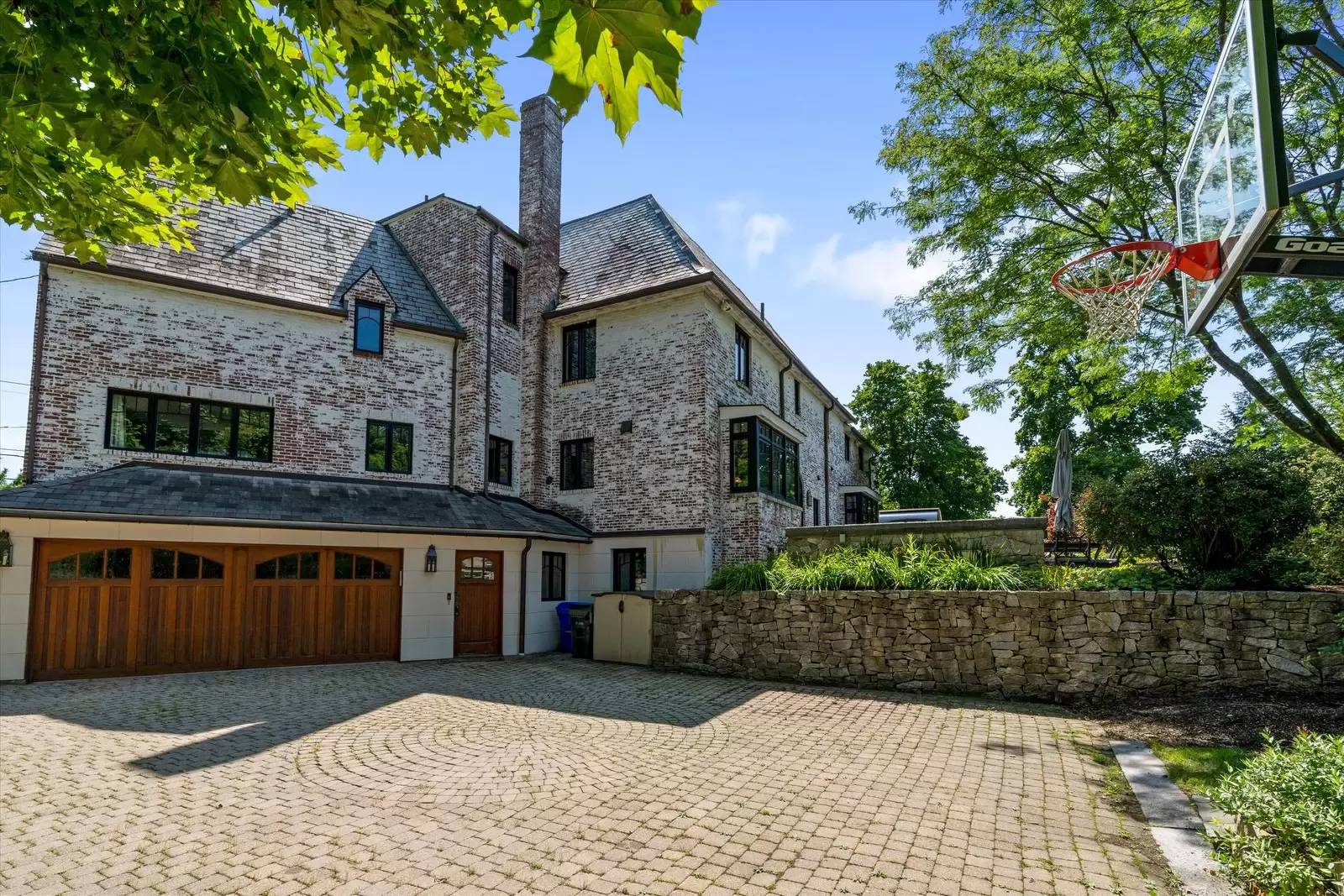 Property Image 64