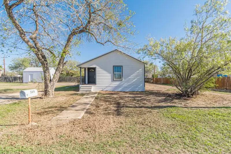 Property Image 1