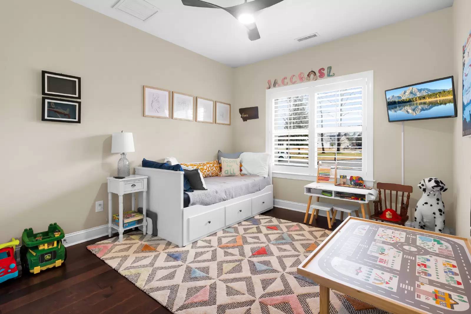 Property Image 4