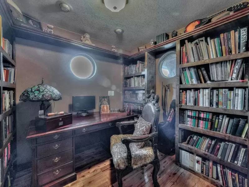 Property Image 28