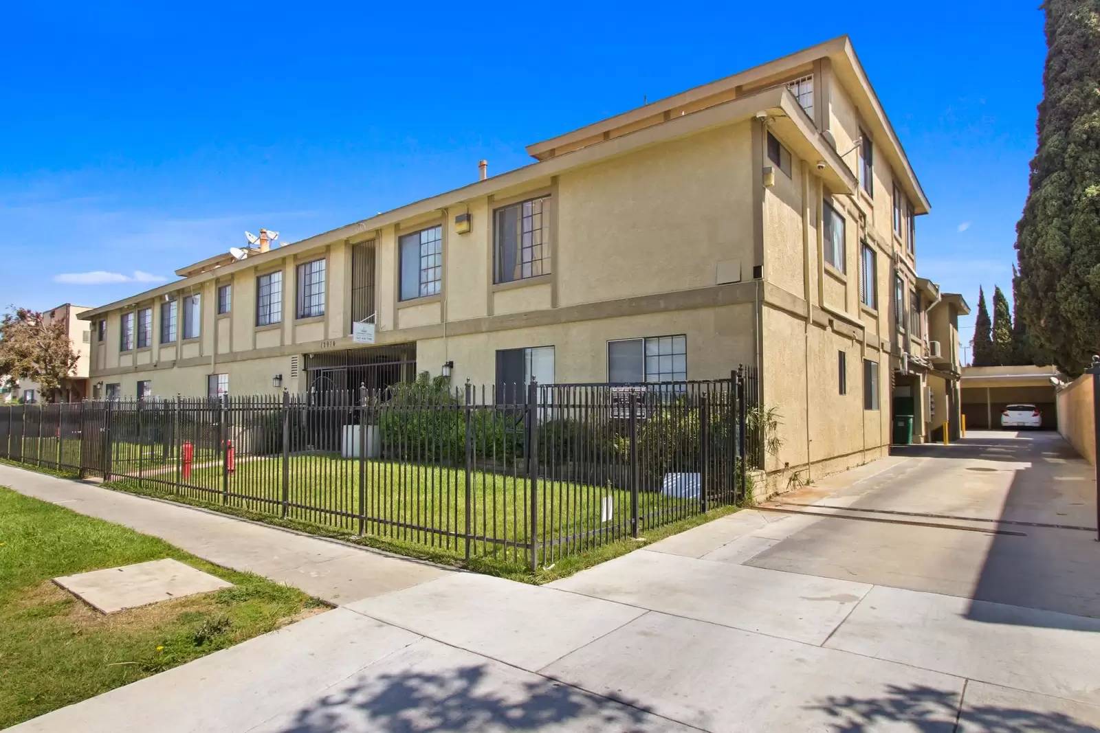 Property Image 1