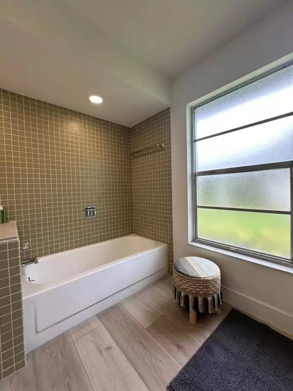 Property Image 84