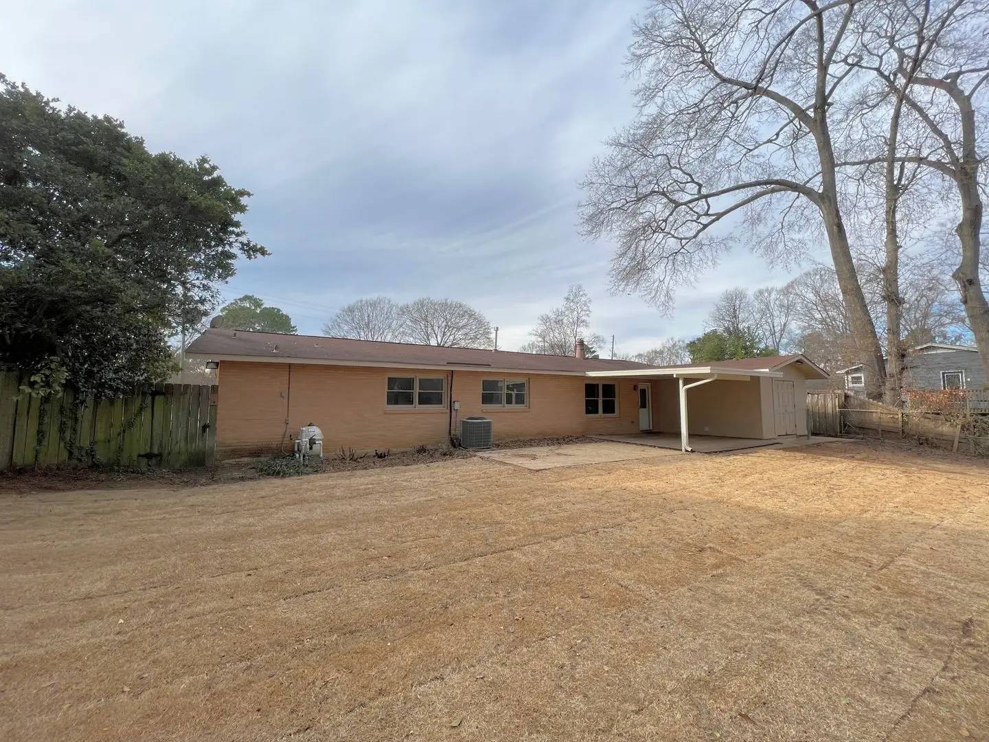 Property Image 100