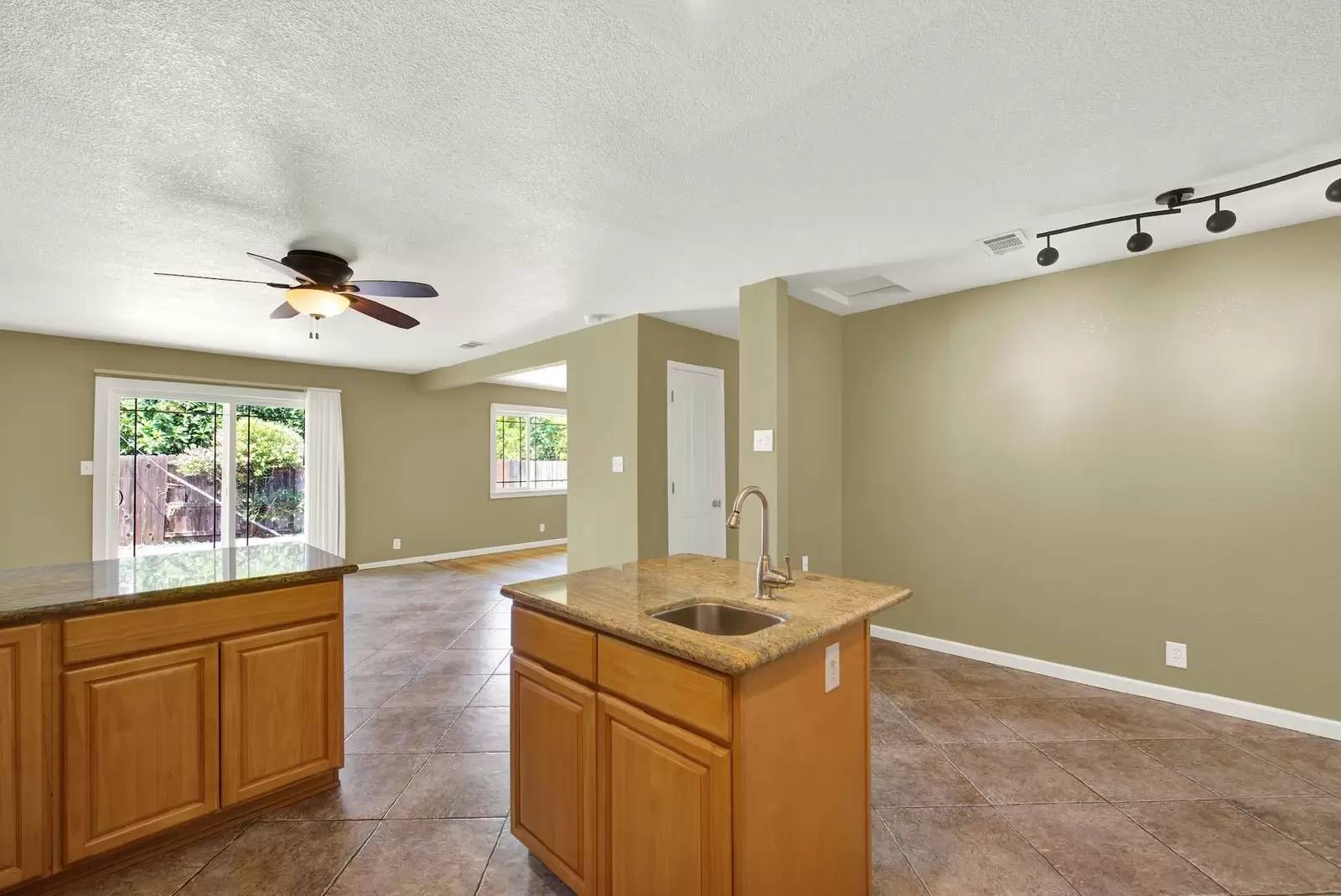 Property Image 73