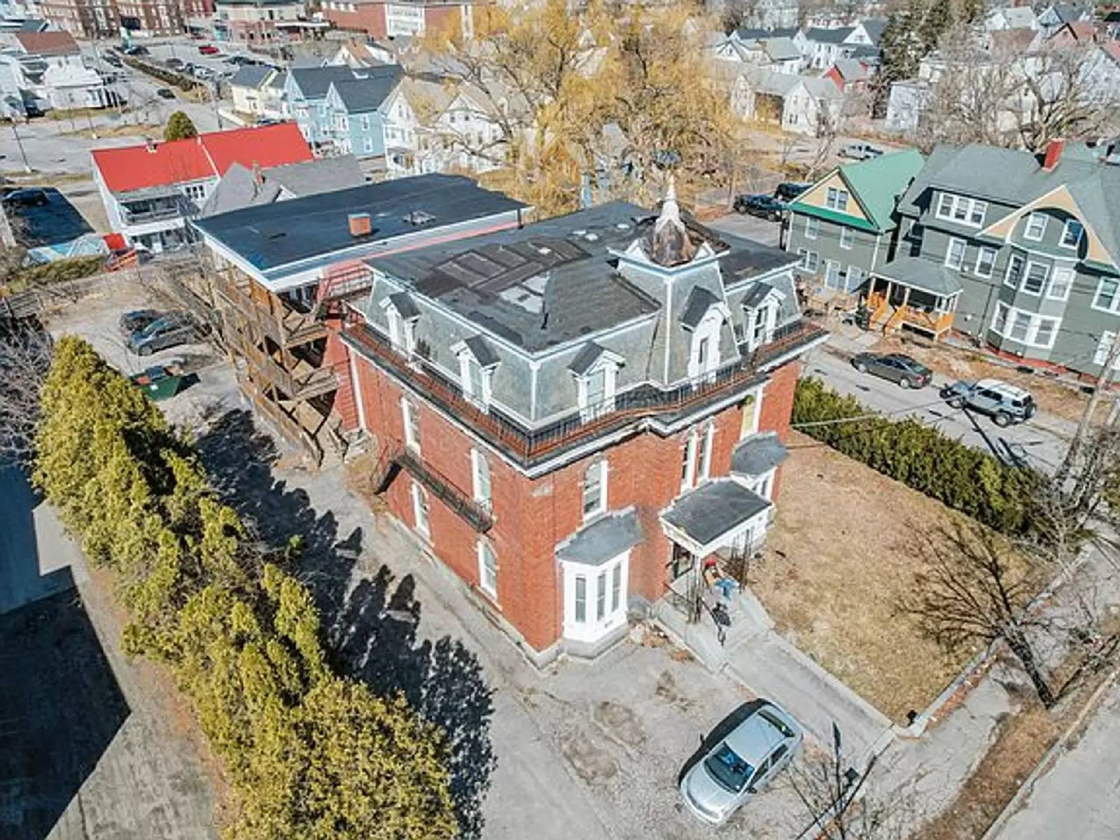 Property Image 1