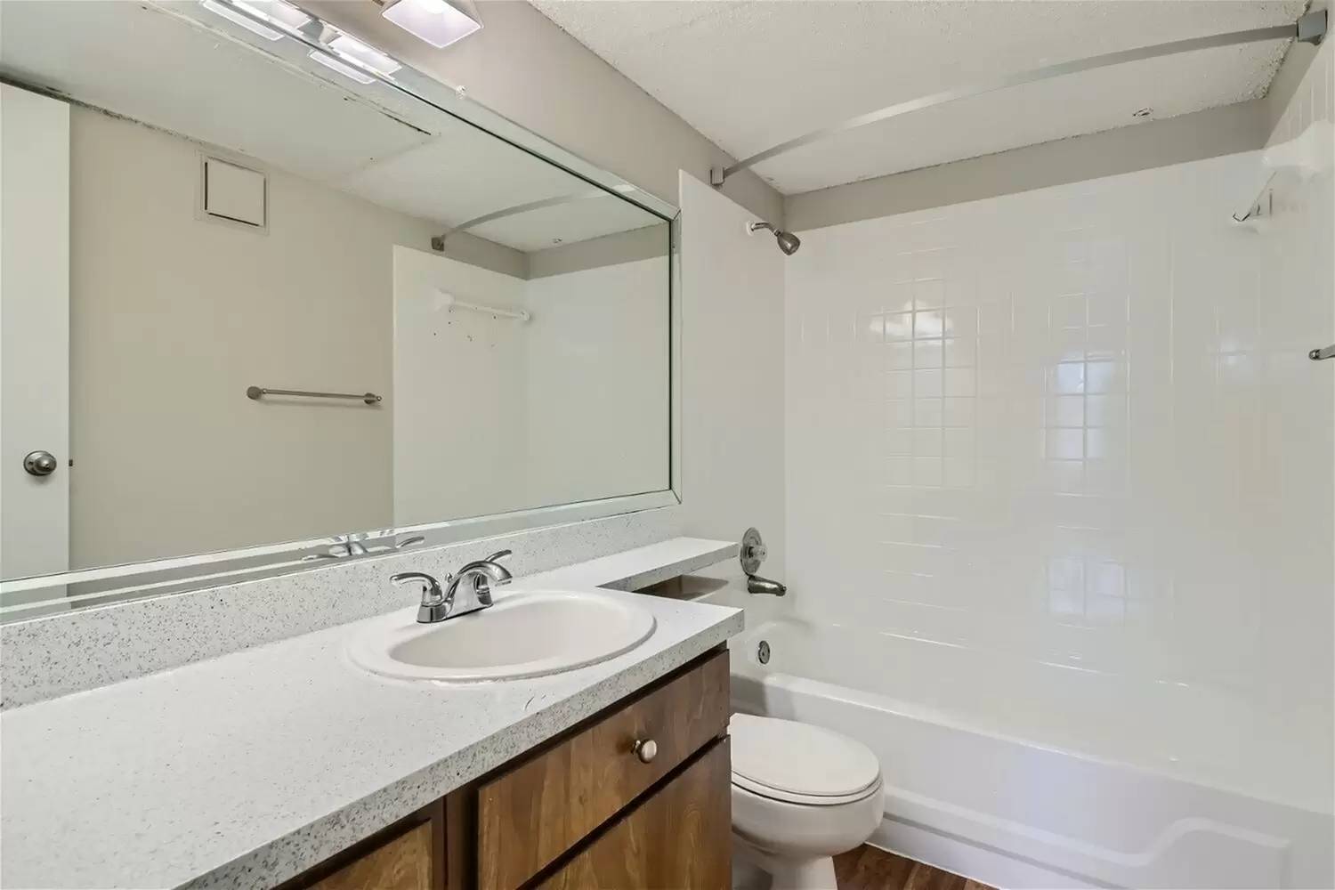 Property Image 126