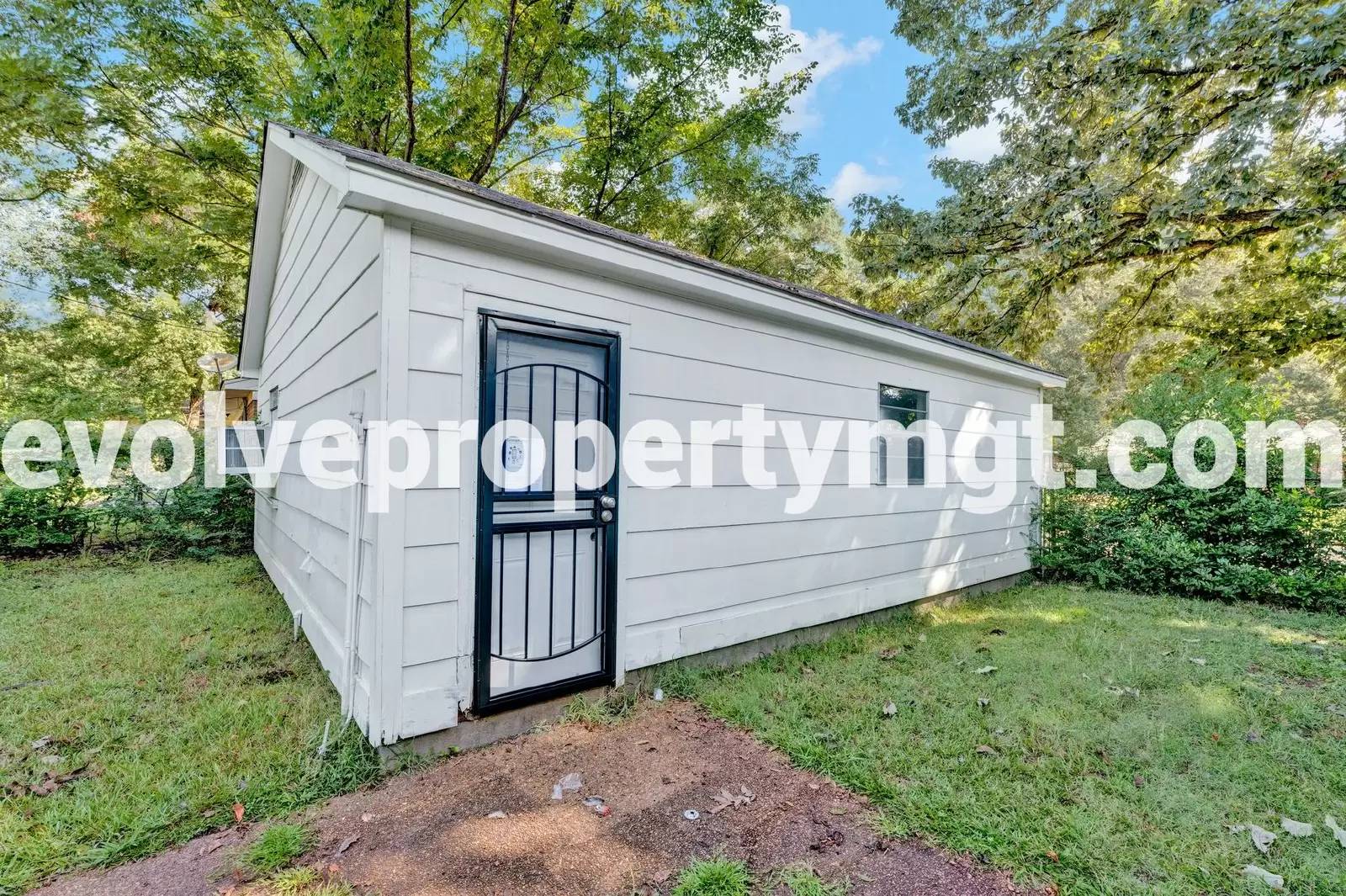 Property Image 4