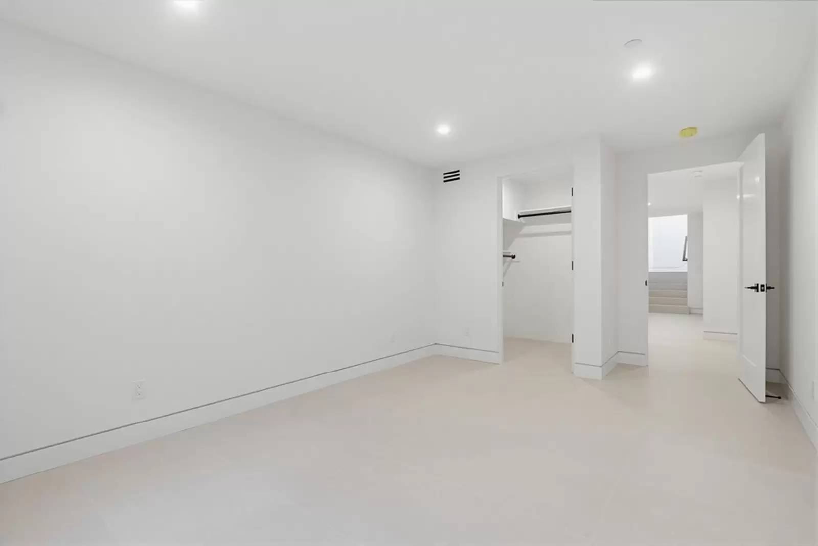 Property Image 77