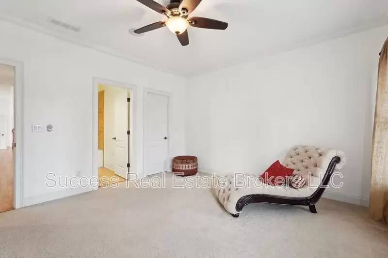 Property Image 65