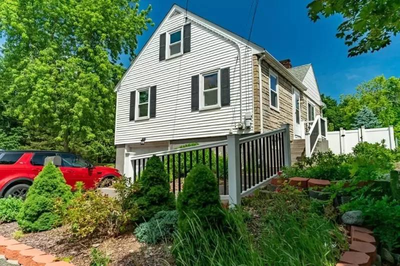 Property Image 12
