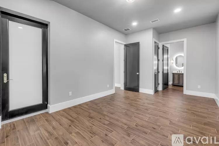 Property Image 80