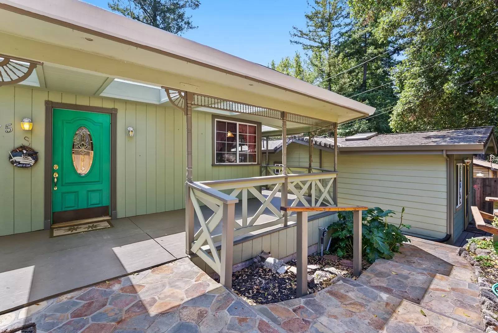 Property Image 8