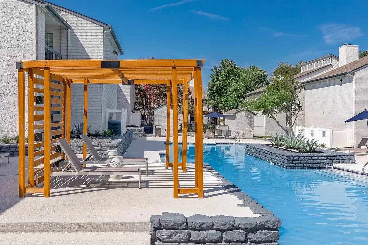 Property Image 101