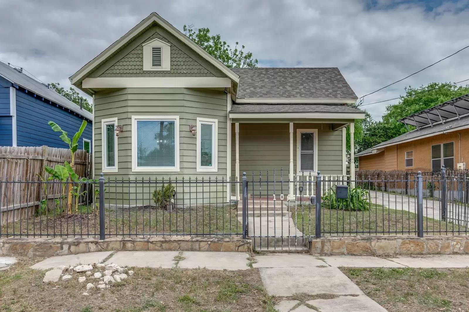 Property Image 1