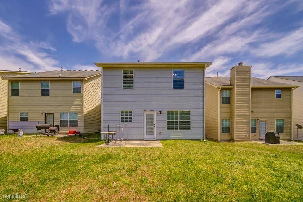 Property Image 4