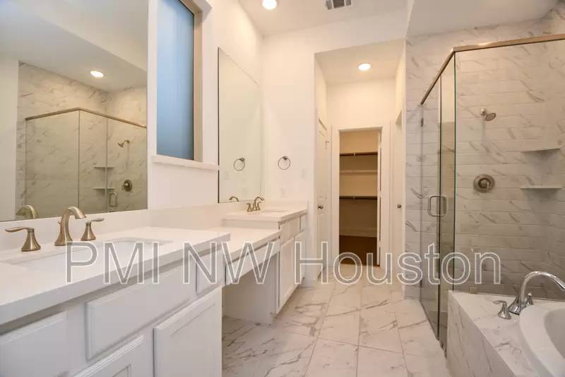 Property Image 65