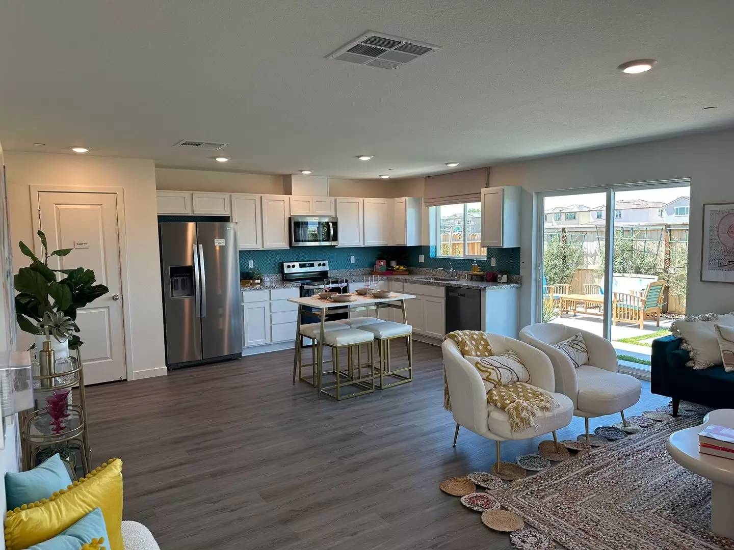 Property Image 16