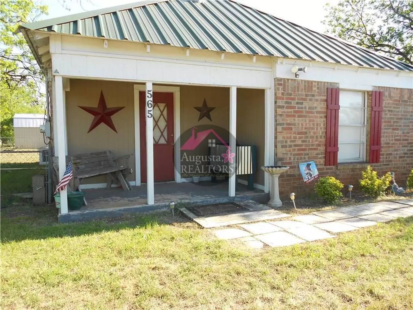 Property Image 1