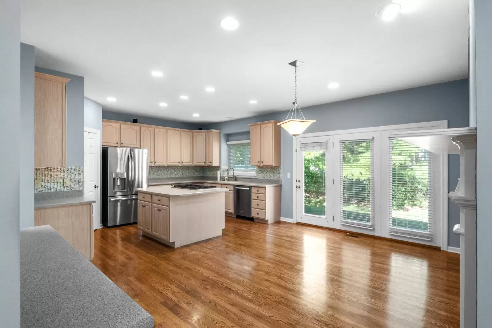 Property Image 6
