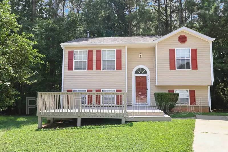 Property Image 4