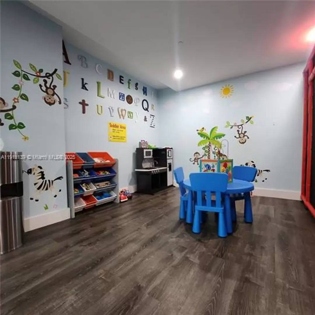 Property Image 35