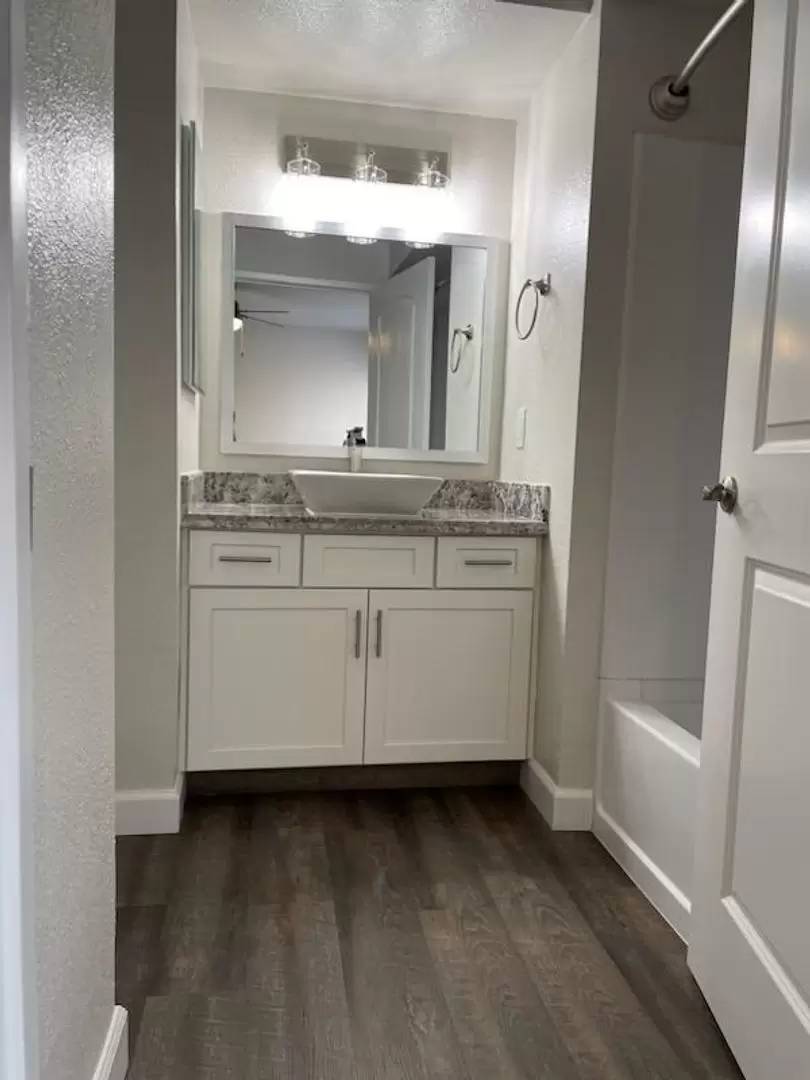Property Image 108