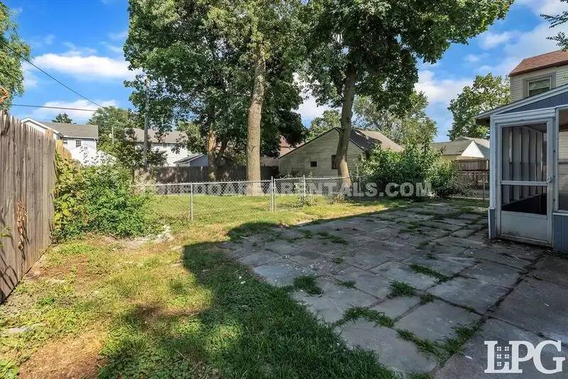 Property Image 28