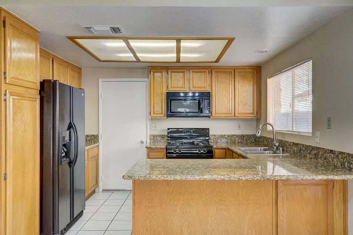 Property Image 16