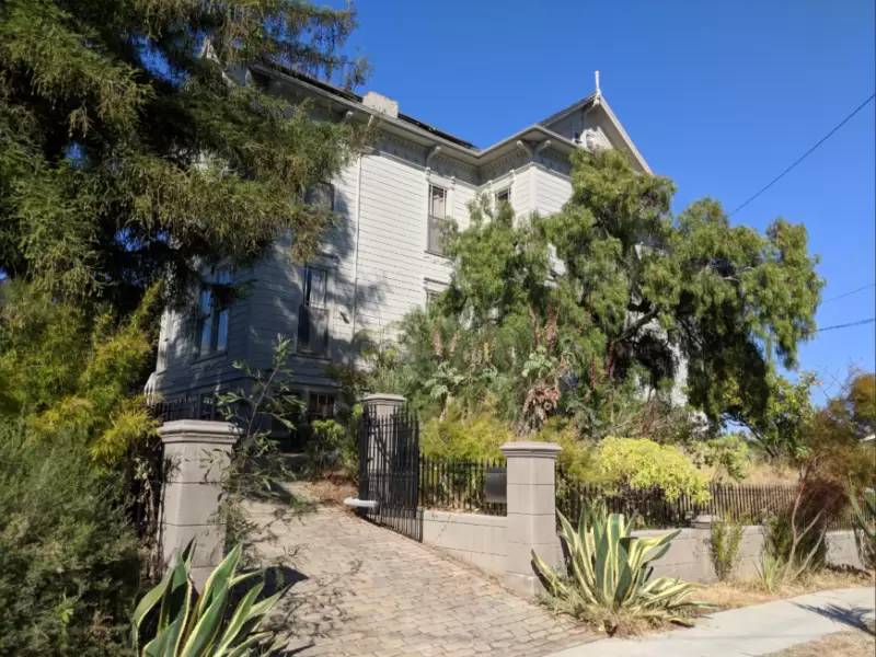 Property Image 25