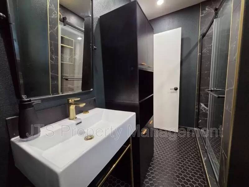 Property Image 78